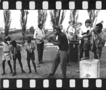 Band performing Meadowlands
